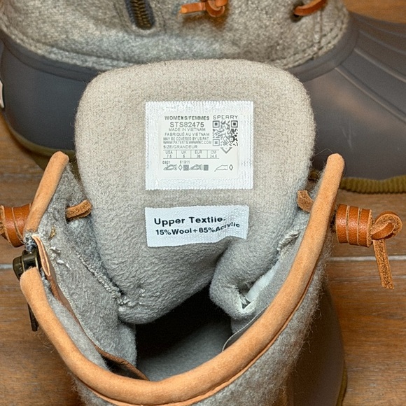 Women's Sperry Saltwater Embossed Wool Duck Boot - Dark Grey - Picture 5 of 10